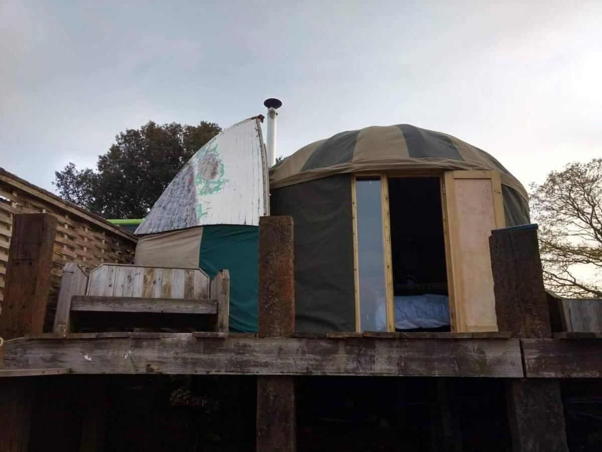 Вілла Bembridge Harbour Yurt - Log Burner - Wifi Екстер'єр фото